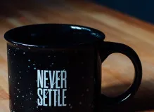 Make Your Screen Come Alive with Stunning Inspirational Quote Backgrounds